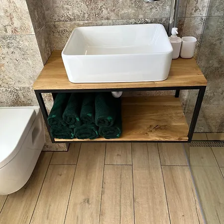 Aurora Klimatyzowane, Z Podgrzewanym Basenem I Zjezdzalnia Wodna *