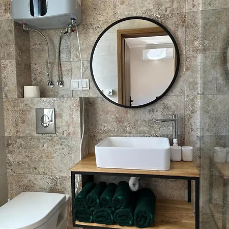 Aurora Klimatyzowane, Z Podgrzewanym Basenem I Zjezdzalnia Wodna *